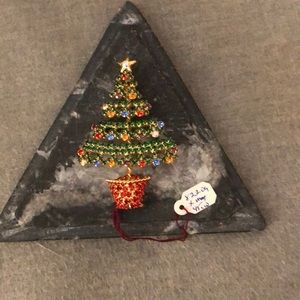 Vintage pin